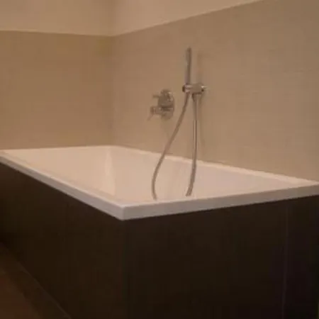 بيت للعطل Miralago By Interhome *