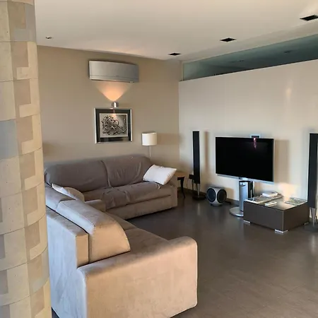 Vakantiehuis Miralago By Interhome