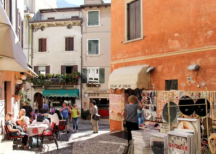 Miralago By Interhome Semesterbostad